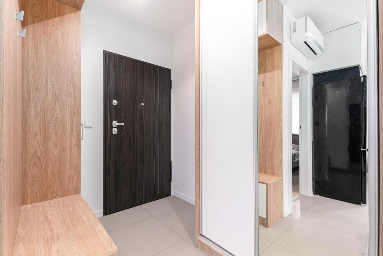 Bg Apartments Grzybowska วอร์ซอ ภายนอก รูปภาพ