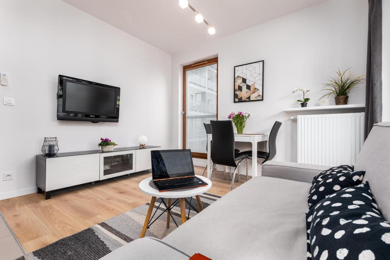 Bg Apartments Grzybowska วอร์ซอ ภายนอก รูปภาพ